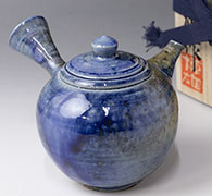 Tokoname Mayake teapot by Konishi Hiroo