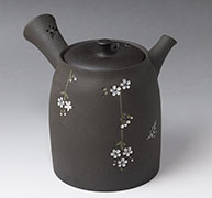 Yakishime sakura teapot by Seiho